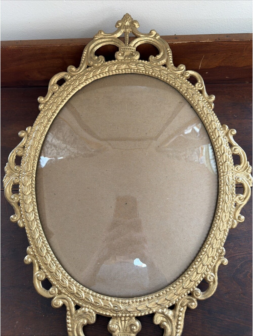 VTG Ornate Oval Picture Frame Convex Glass Gold Metal Italian Fits 9x12” Art